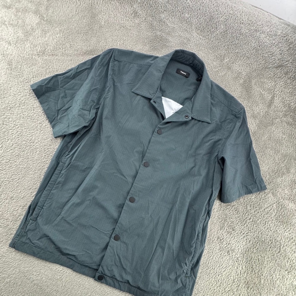 Theory Gavin MP Shirt Mens L Blue Green Disc Print Excellent Tech Nylon Spandex